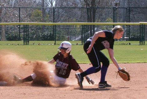 Trinity's MacPherson Breaks SCAC Softball Career Stolen Bases Record
