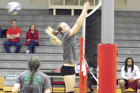 Rhodes College's Cordua Continues Volleyball Comeback