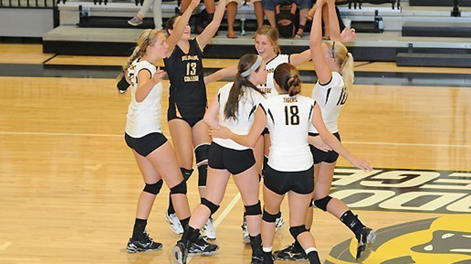 Volleyball Recap (Week 1) - Around the SCAC