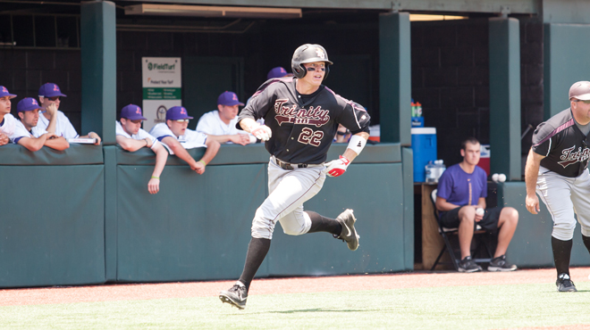 Trinity Eliminated With 3-1 Loss To No. 1 Linfield In NCAA West Regional Championship