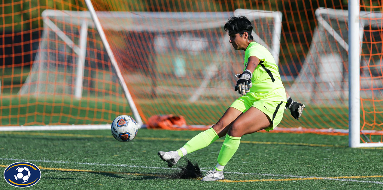 Briana Salinas, University of St. Thomas, Defensive Player of the Week (Week 3)