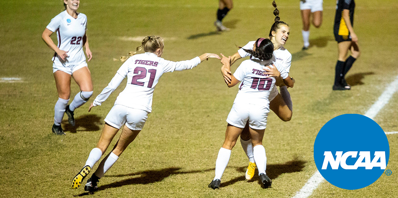 Trinity Women&rsquo;s Soccer Advances to NCAA III Championship Sectionals